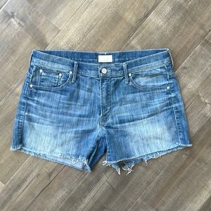 Mother jean shorts. SNS frayed short